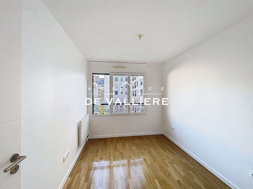 Appartement à SURESNES