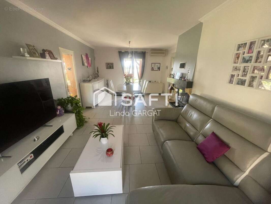 Photo 3 - Maison à PORT-SAINTE-MARIE