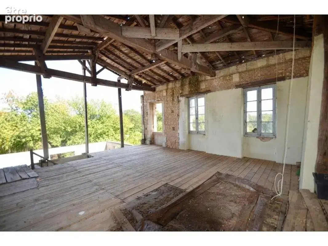 Maison 4 pièces 200 m² à vendre à Chamadelle (33230) - photo 8