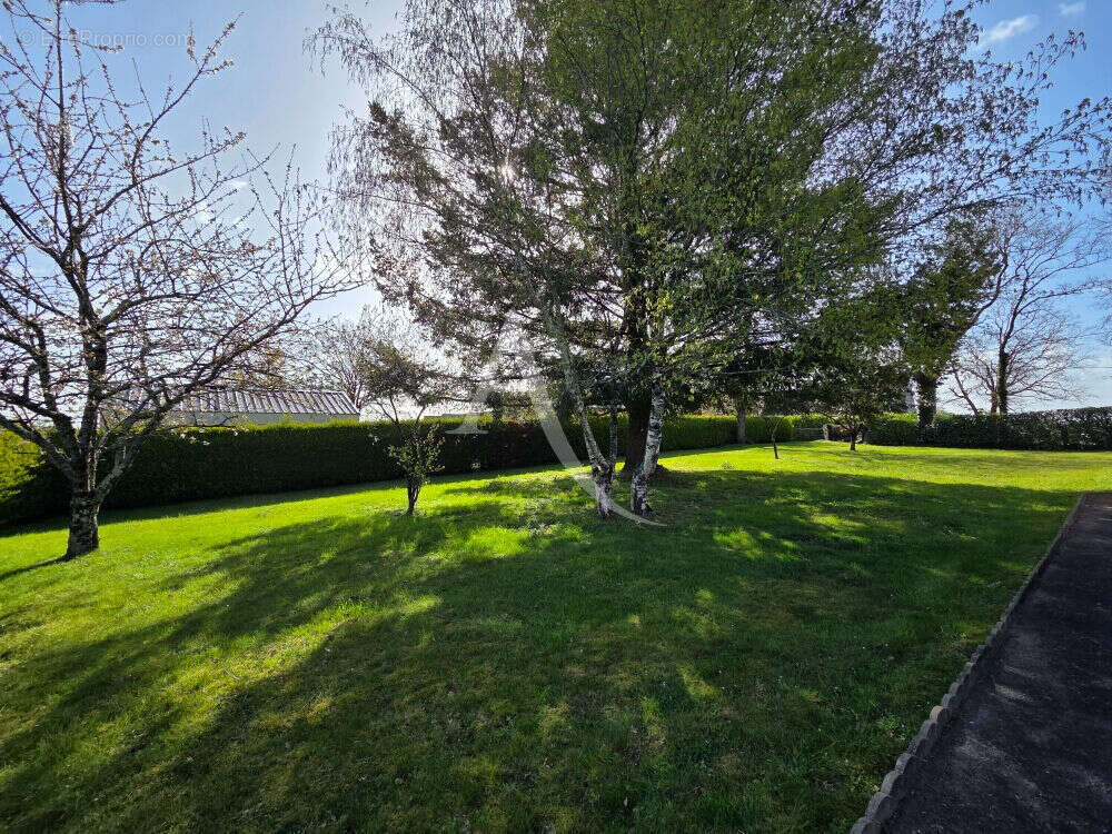 Maison à LA GACILLY