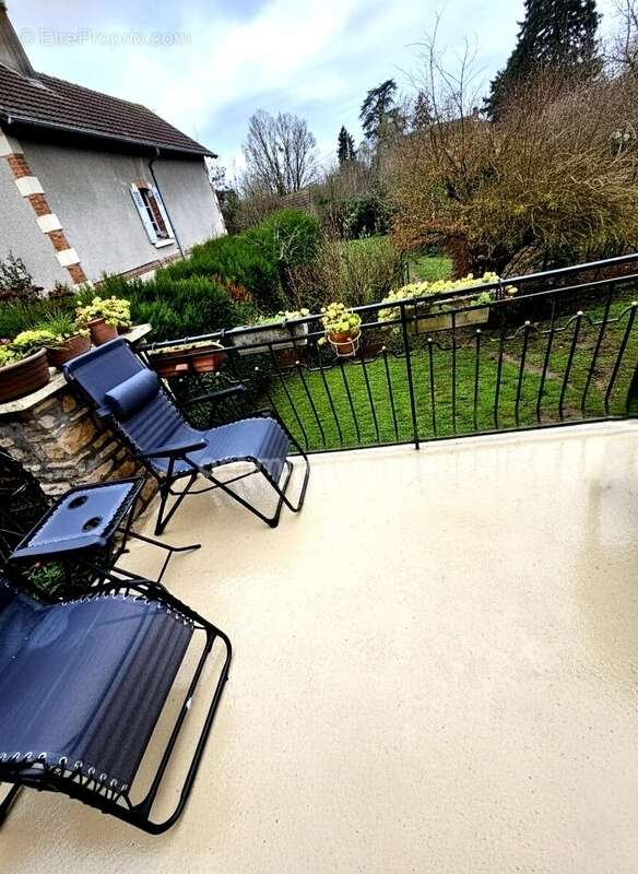 Maison à COSNE-COURS-SUR-LOIRE