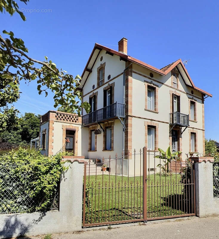Maison à LAVAUR
