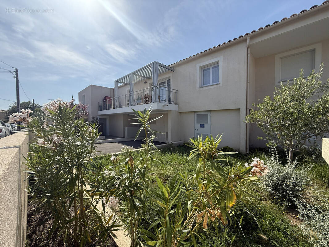 T3 terrasse - Cogolin centre à pied 1 - Appartement à COGOLIN