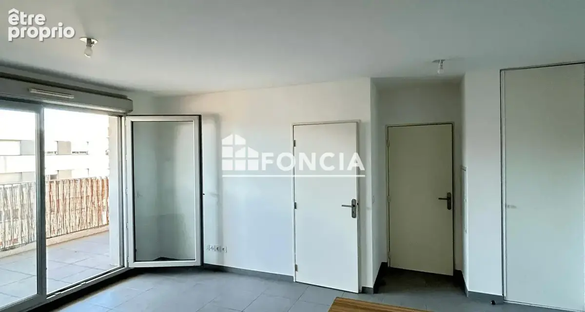MARSEILLE FLAMMARION / LONGCHAMP - Appartement T2 - 45 m² - terrasse - parking - Exposé Ouest - Résidence 2019 - photo 7