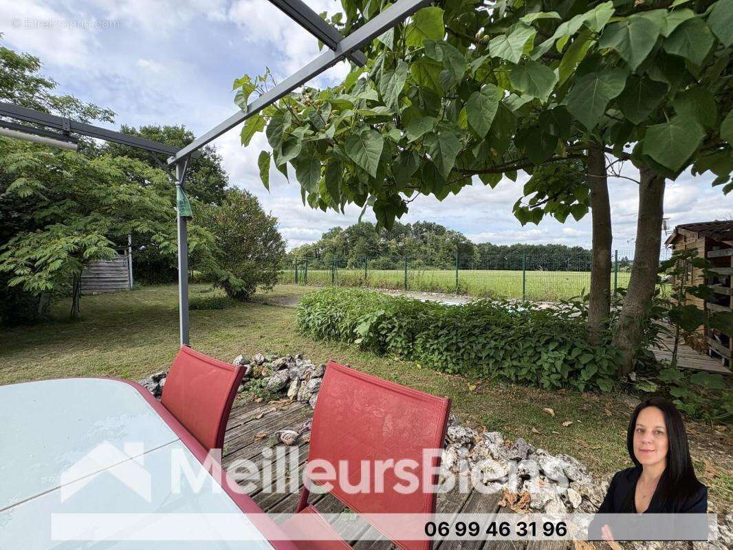 Maison pierre avec jardin et piscine - photo 3