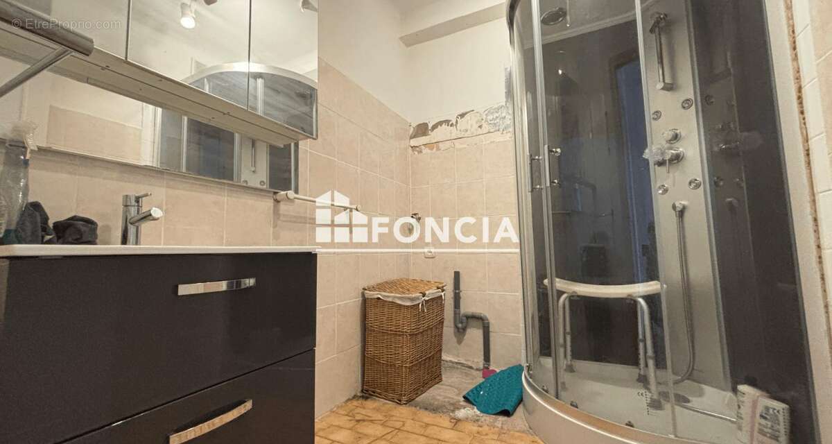 Perpignan proche Place Catalogne T3 lumineux de 70 m² avec grands balcons ,cave  et parking sécurisé - photo 5