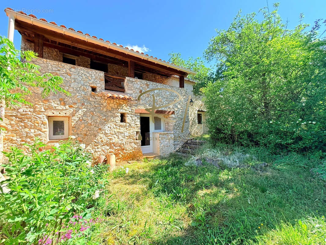 Maison à BARJAC