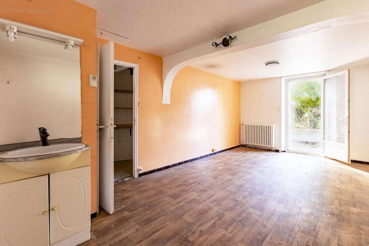 Maison 107 m² à Castres  - photo 8