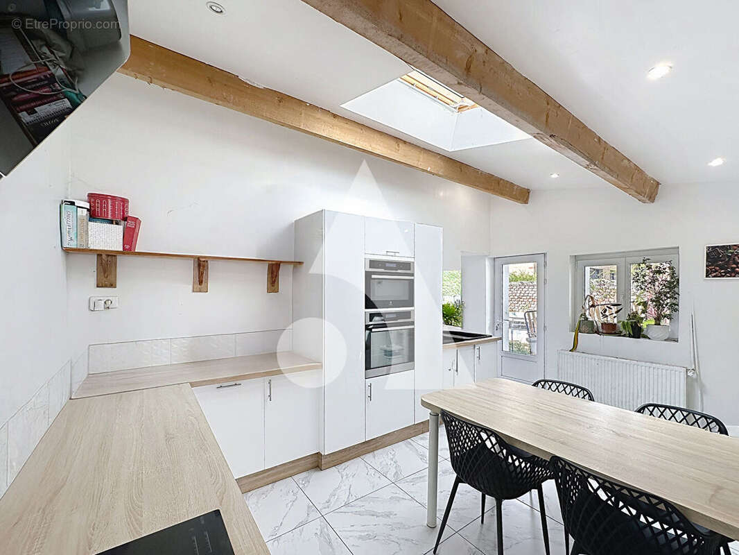 Maison à SAINT-AMAND-LES-EAUX