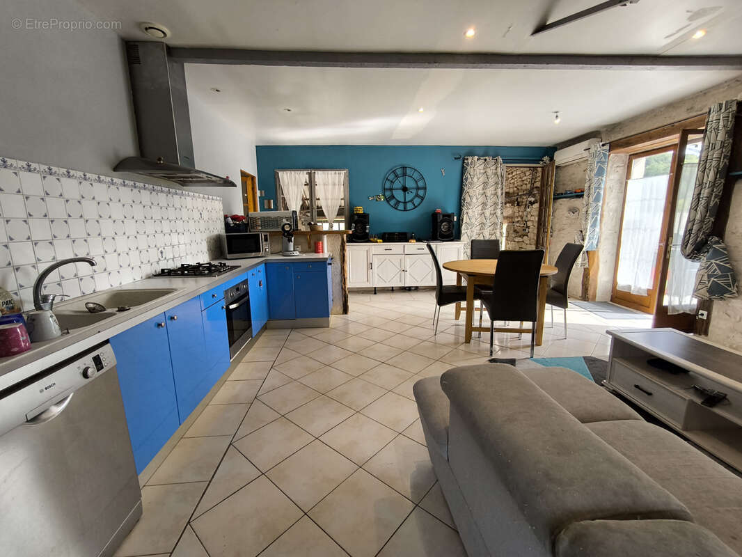 Maison à BAGAT-EN-QUERCY