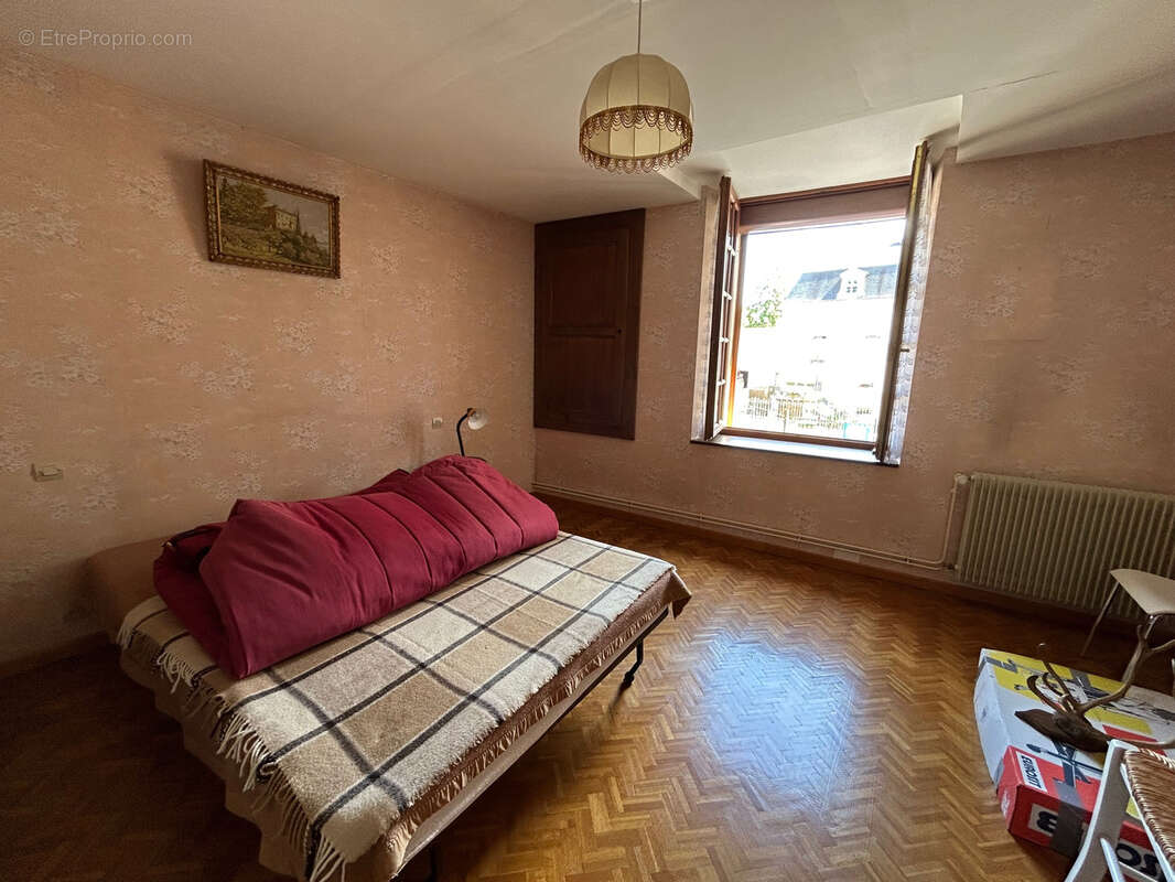 Maison à VIEVILLE