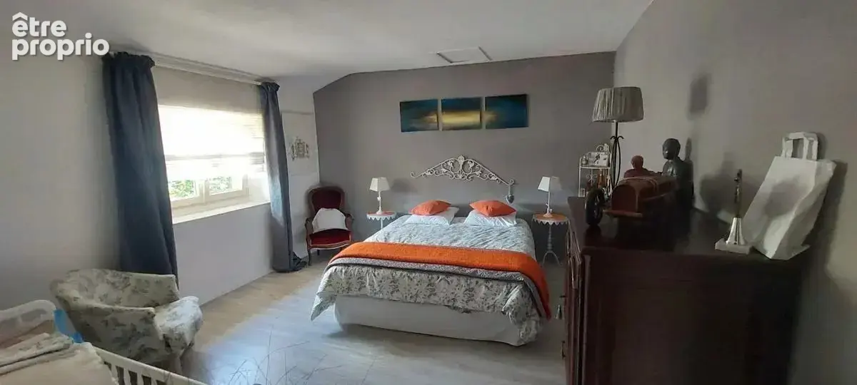 Evaux les Bains - Maison de caractère 6P. - photo 7