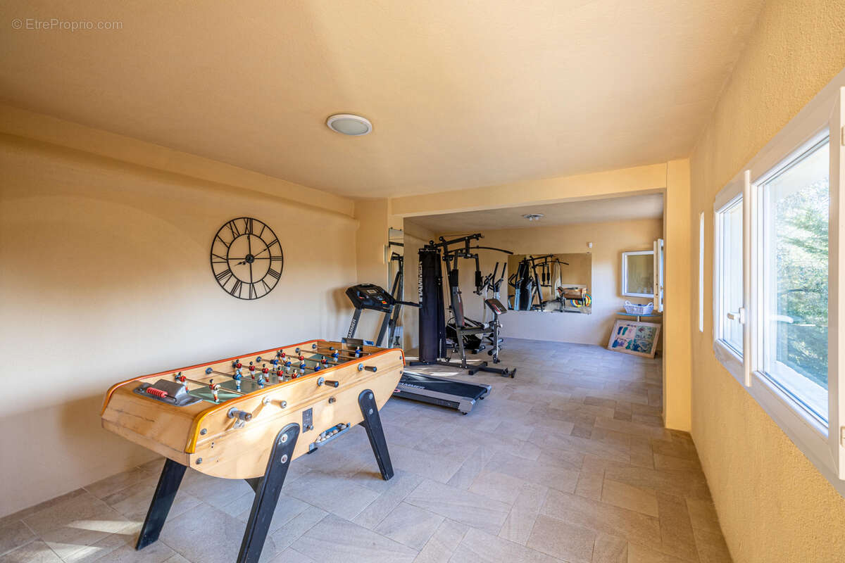 Maison à MANDELIEU-LA-NAPOULE