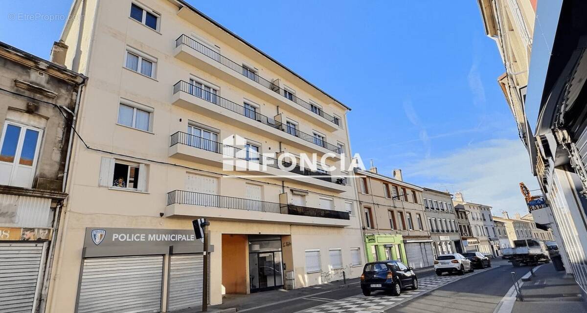 Appartement à LA RICAMARIE