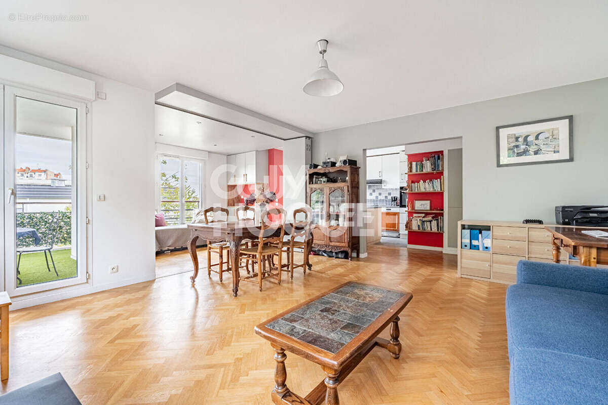 Appartement à BOIS-COLOMBES