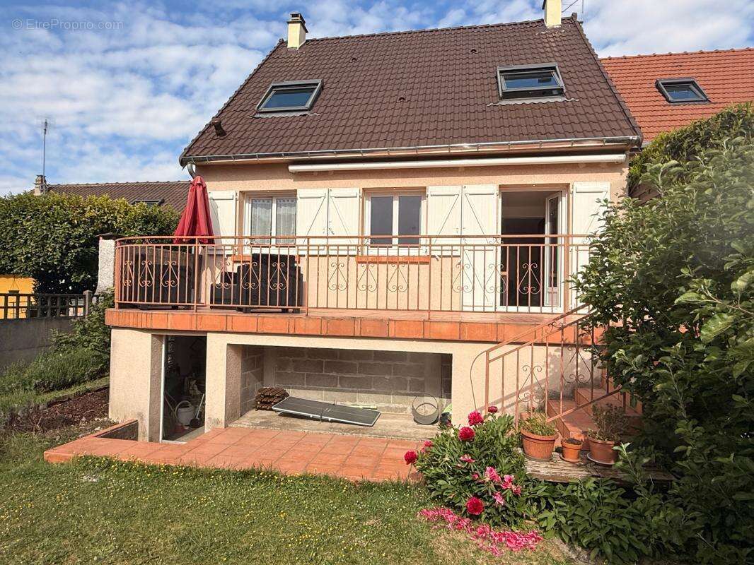 Maison à CHELLES