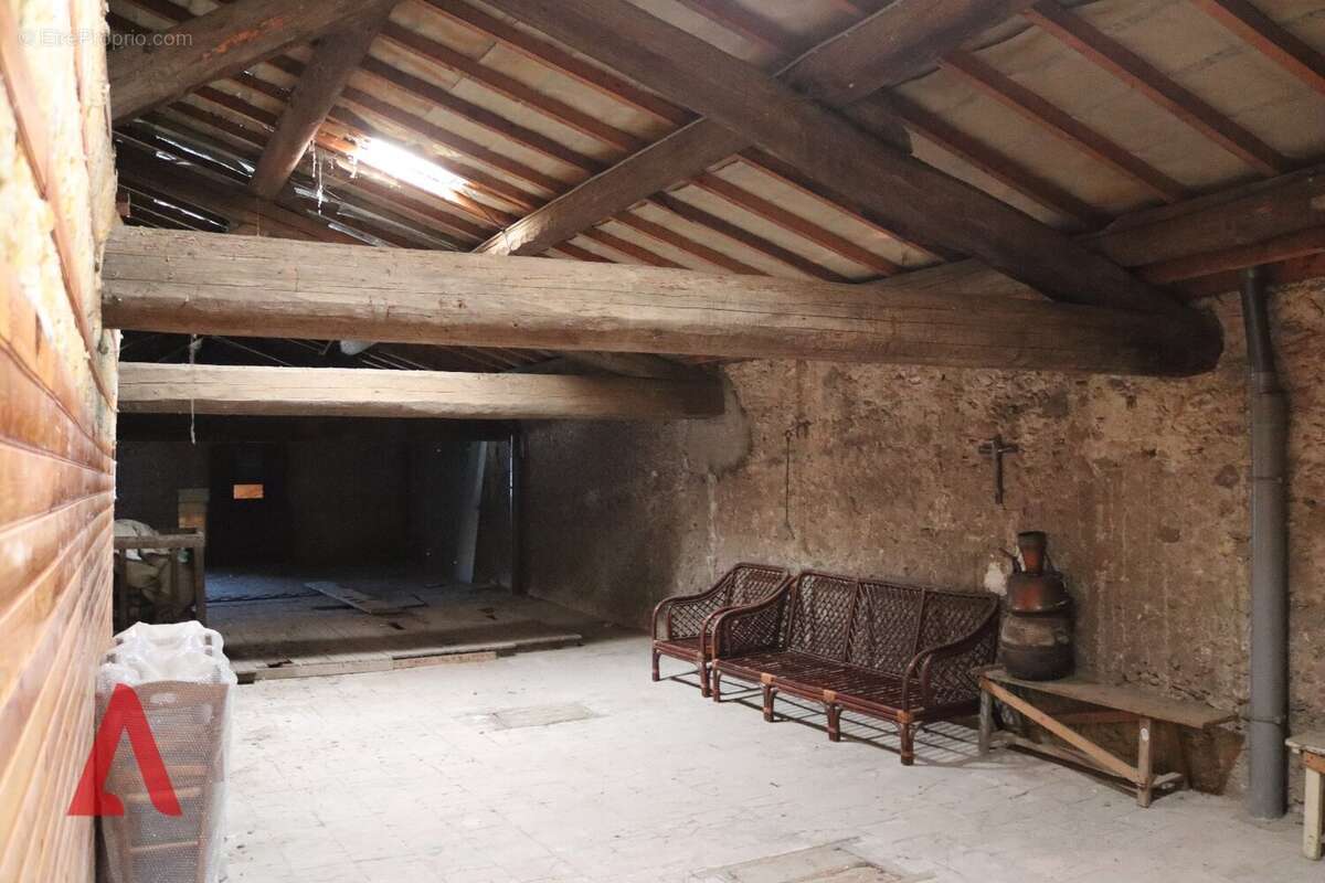 Maison à MAGALAS