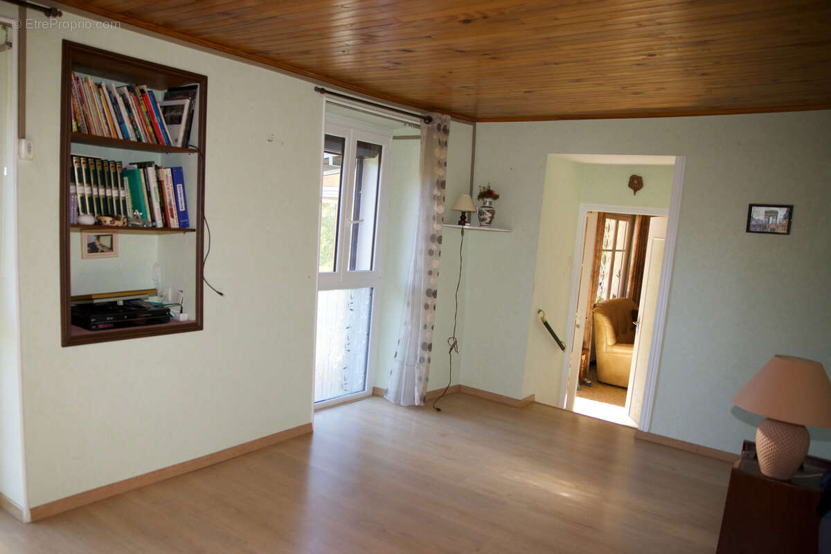 Maison à LA BATIE-NEUVE