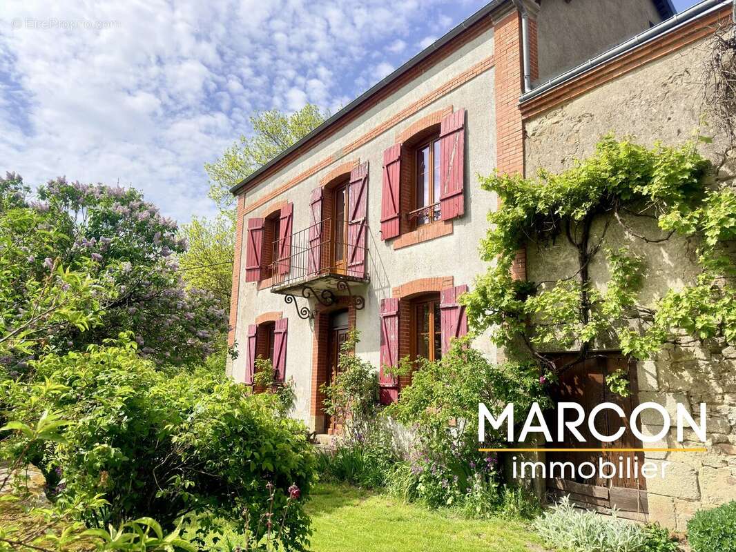 Maison à CHAMPSANGLARD