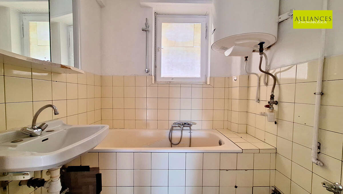 Appartement 4 pièces de 77.77 m2 avec loggia, ascenseur et cave - photo 13
