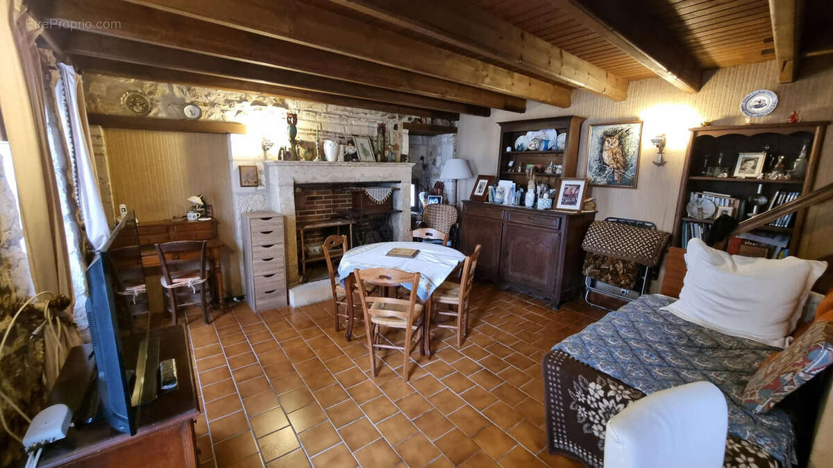 20260312_171225 - Maison à SAINT-PARDOUX-LA-RIVIERE
