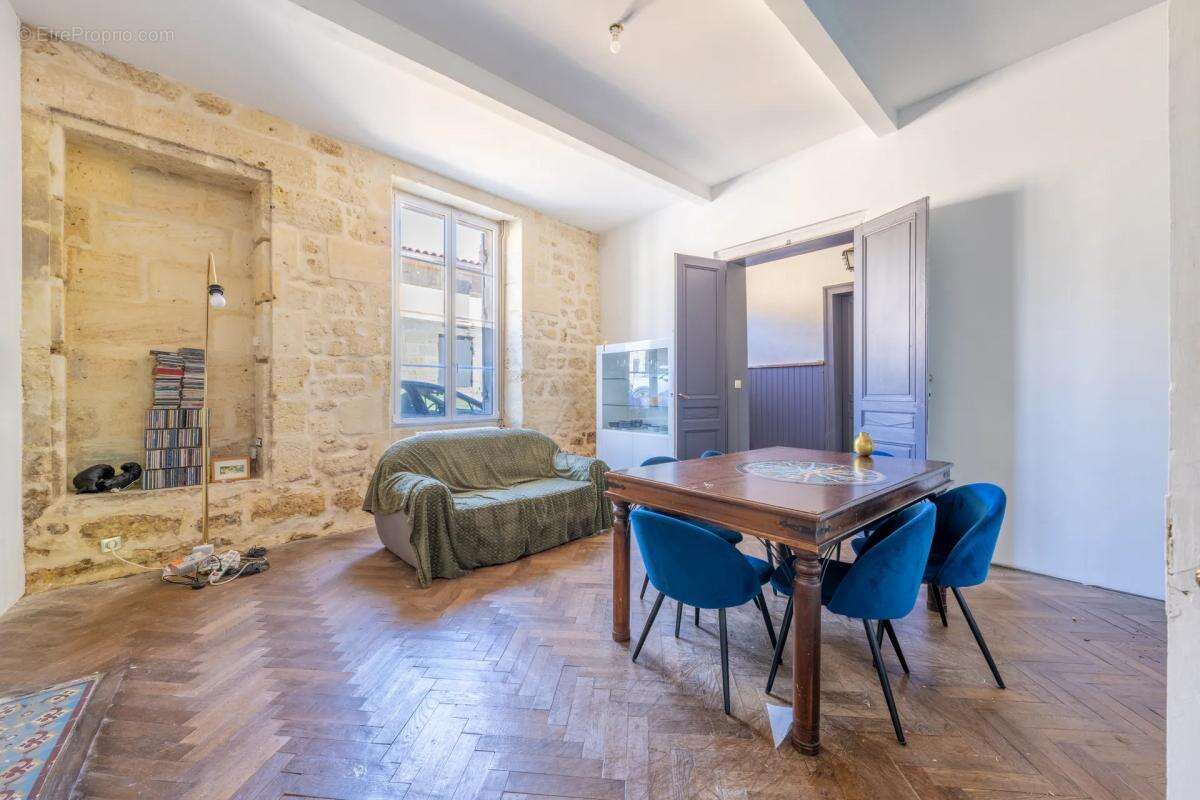 Maison à SAINT-ANDRE-DE-CUBZAC