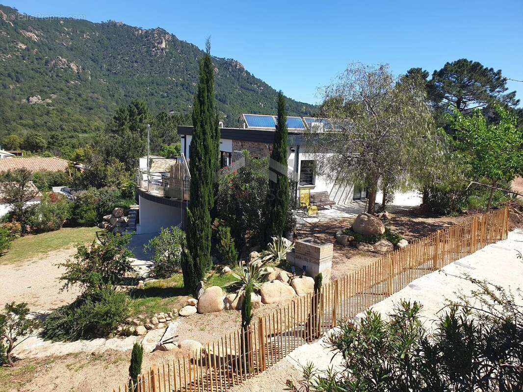 Maison à PORTO-VECCHIO