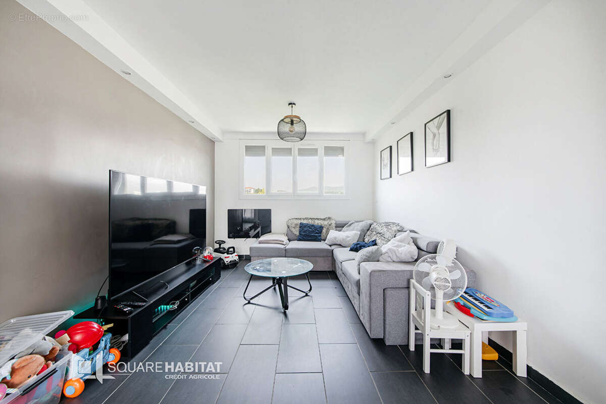 Appartement à MARSEILLE-13E