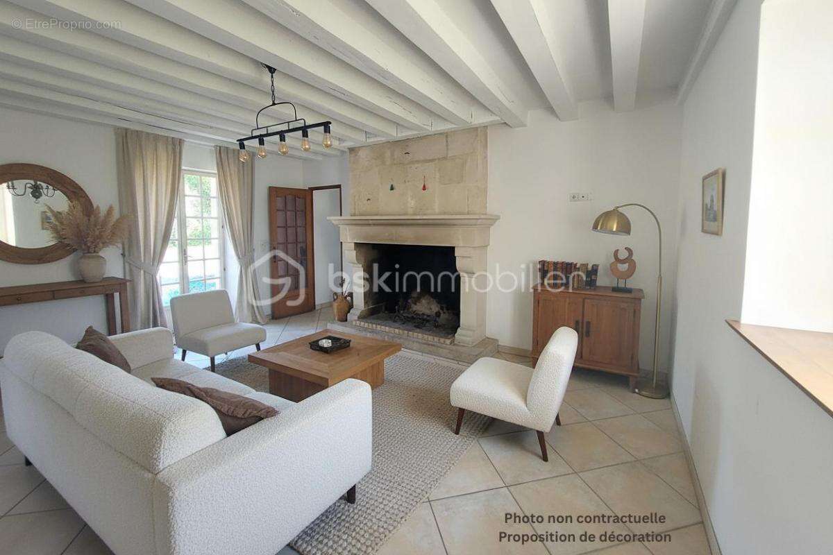 Maison à FRESNOY-LA-RIVIERE