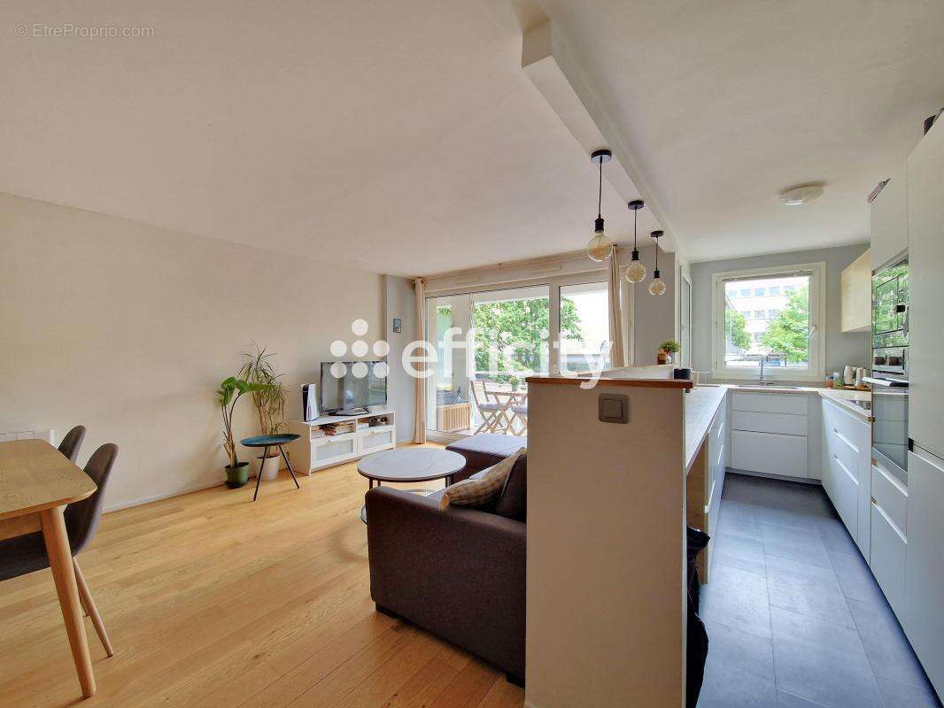 Appartement à ASNIERES-SUR-SEINE