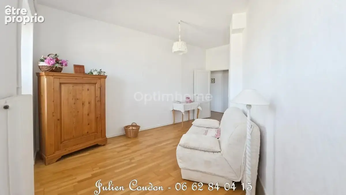 Royat centre thermal – 138 m² – 3 chambres – Balcon filant – Charme 1890 - photo 9