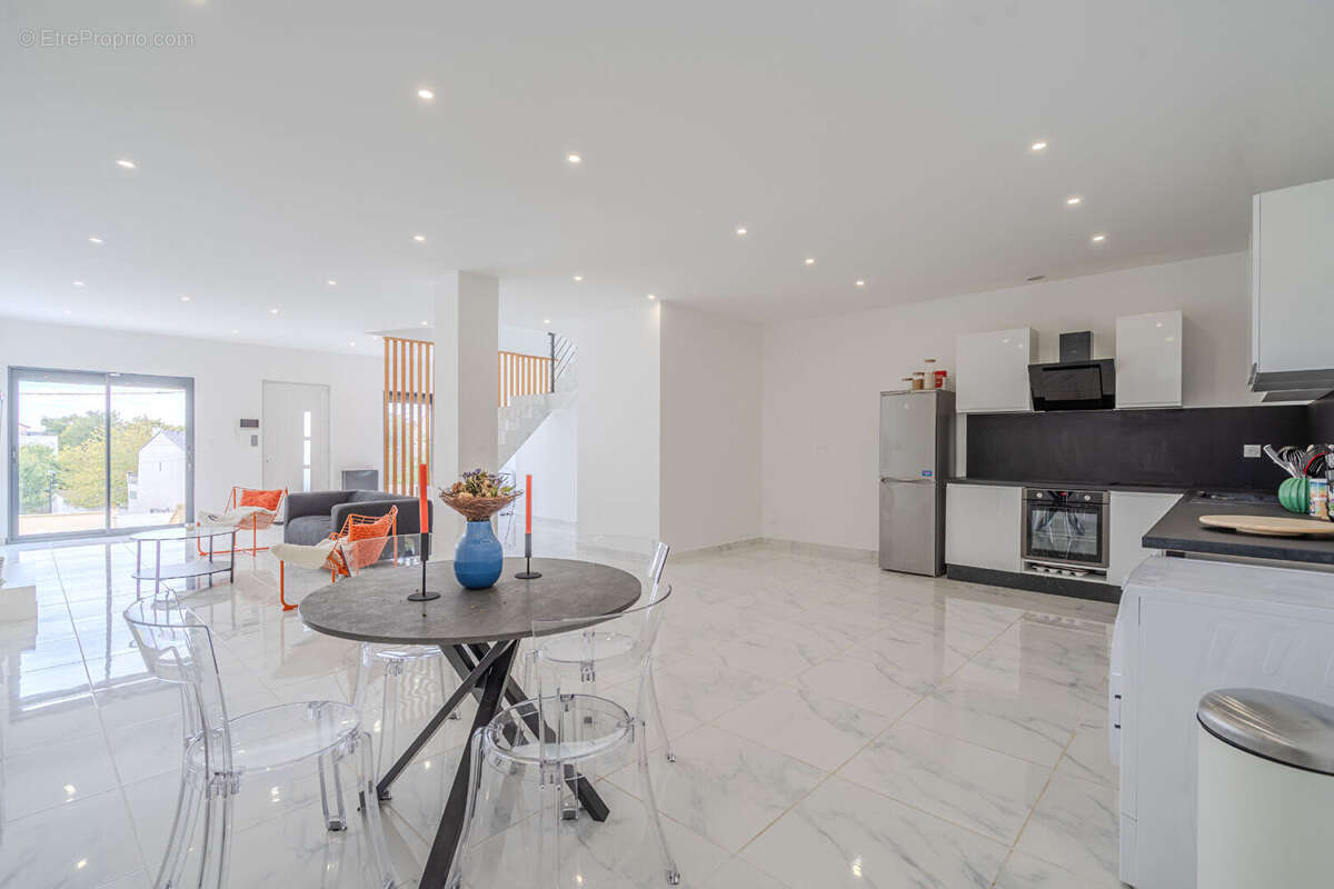 Maison à NOISY-LE-GRAND