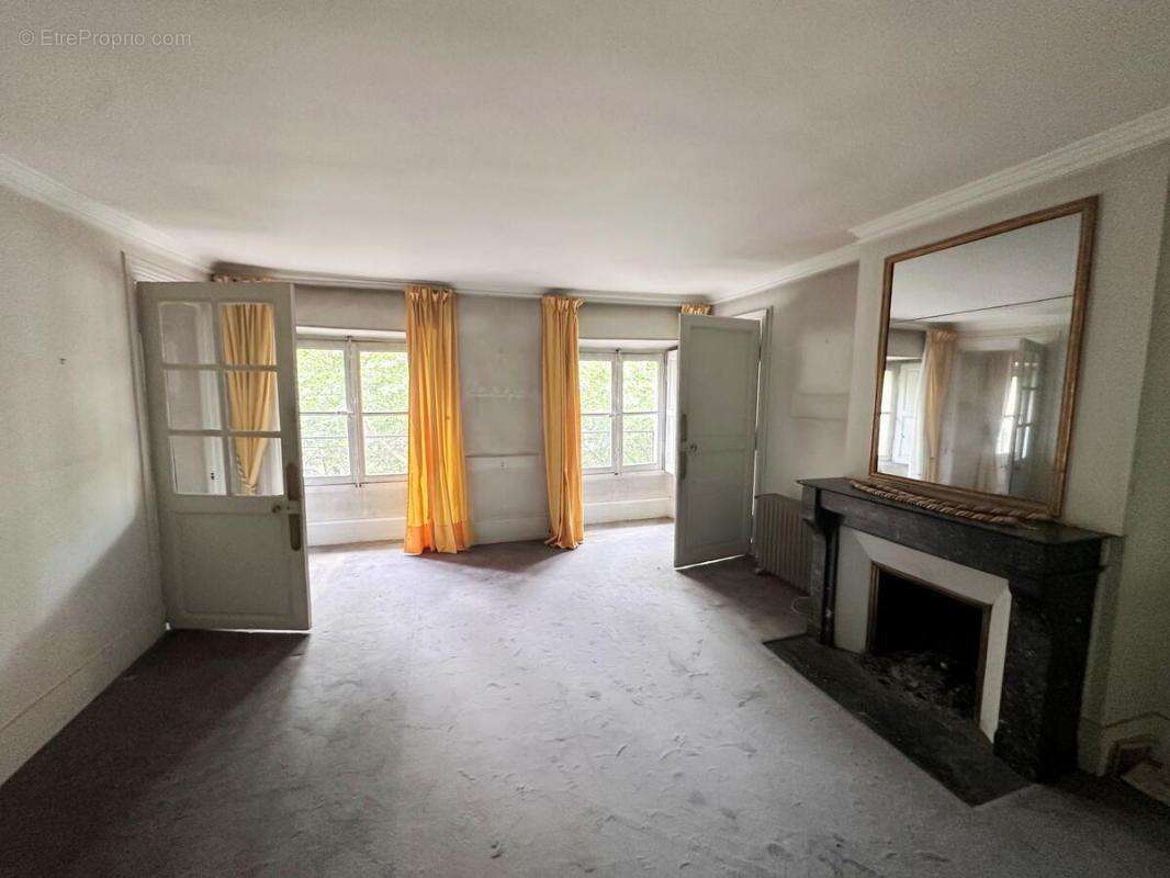 Appartement à VERSAILLES