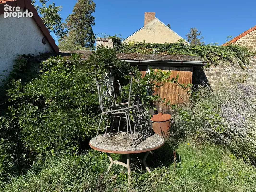 Auv 1234 : Maison rénovée avec jardin et garage à Marcillat, 641m2 - photo 44