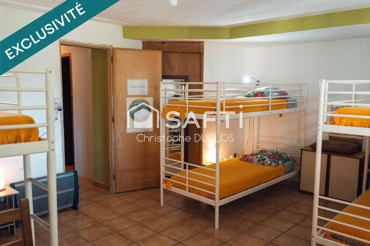 Photo 7 - Commerce à SAINT-GENIEZ