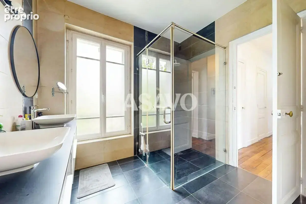 Vente Maison 9 pièces de 330m² - 94120 Fontenay-sous-Bois - photo 11