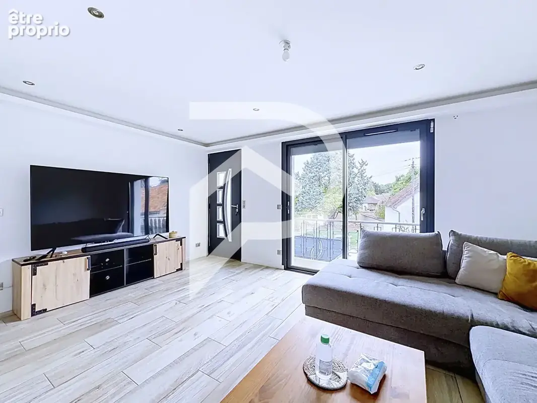 A vendre Abondant Brissard. Maison en excellent état lumineuse. - photo 3