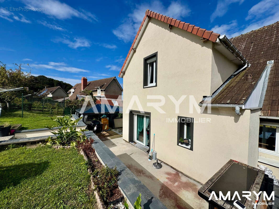 Maison à ROUXMESNIL-BOUTEILLES