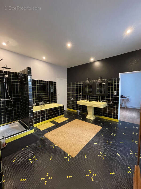 Maison à BOURAY-SUR-JUINE