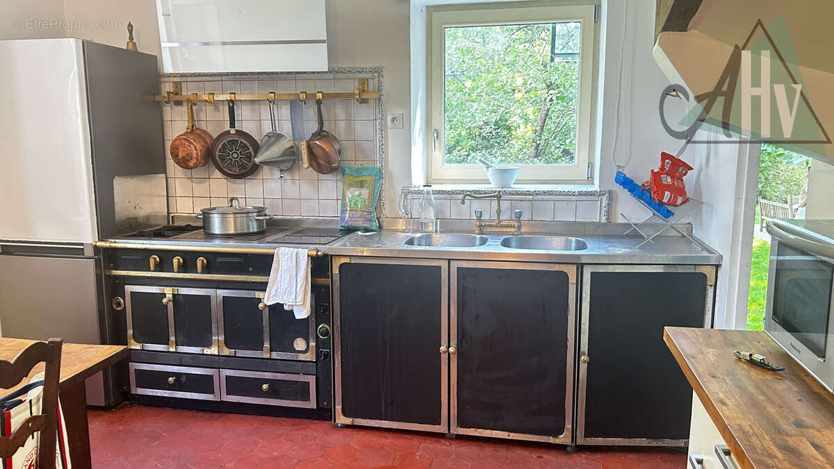Maison 140m2 avec dépendance - photo 9