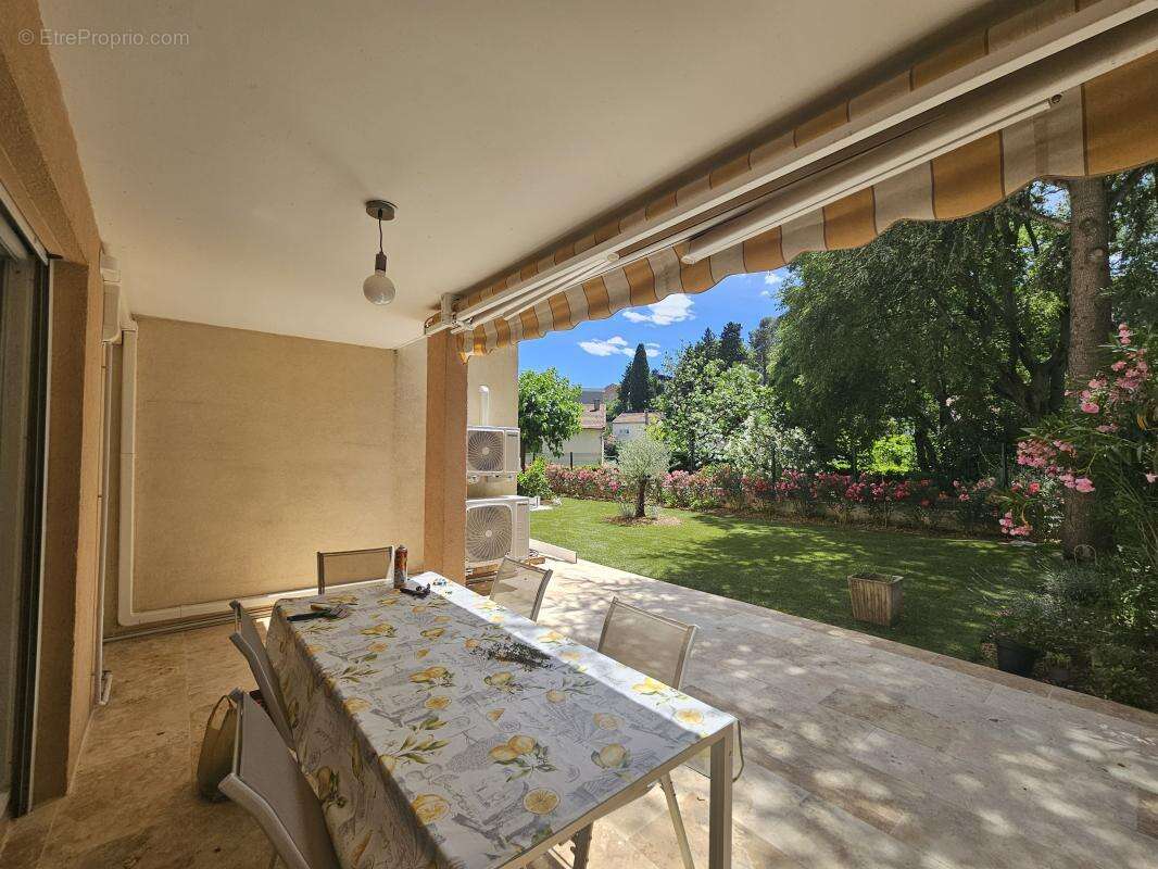 Appartement à NIMES