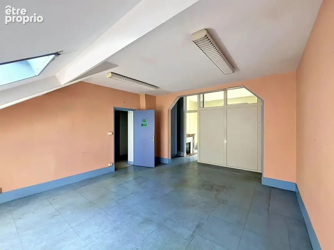 Vente Bureau-local Laon(02000) 165 000ï¿œ - photo 9
