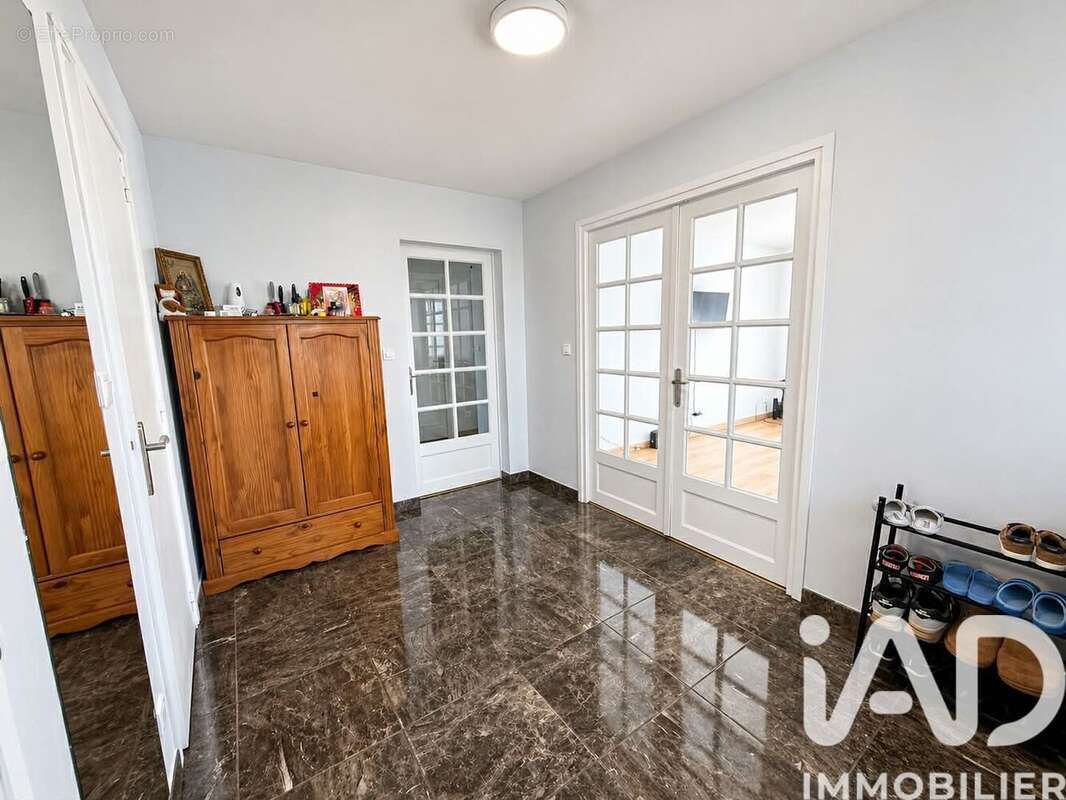 Photo 9 - Appartement à CORBEIL-ESSONNES