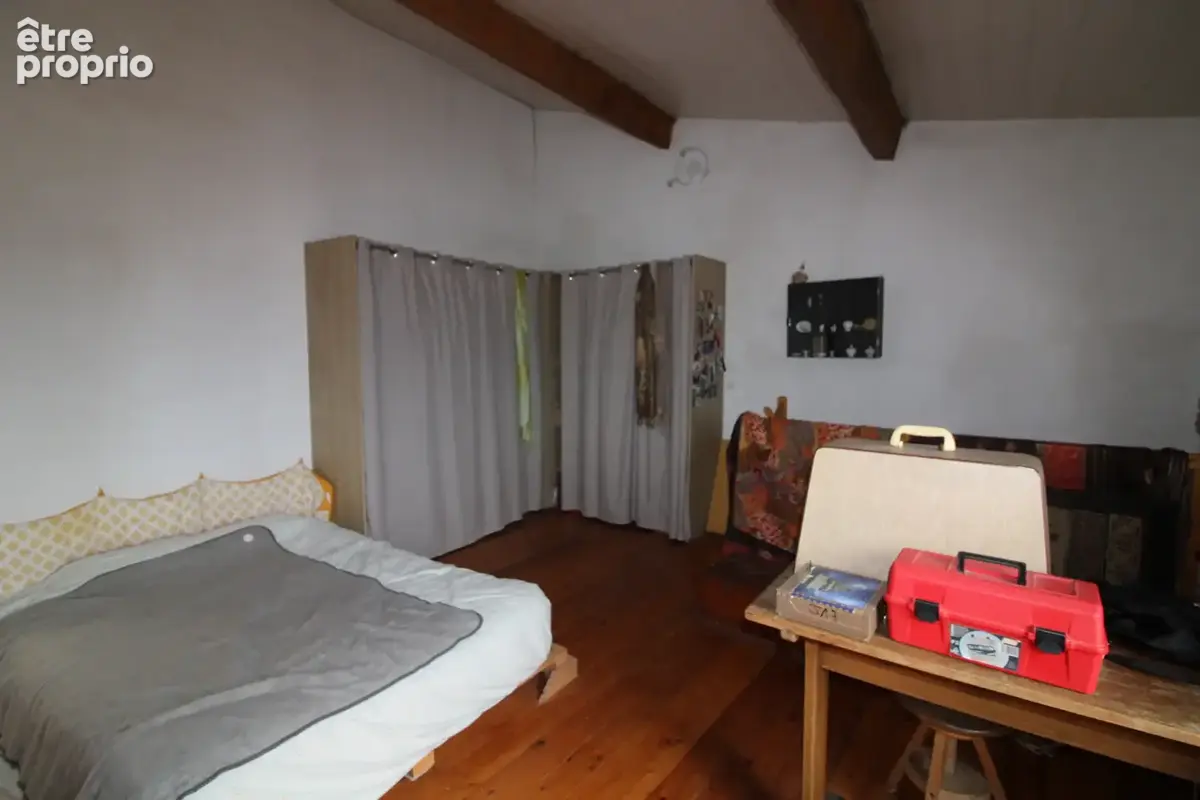 MAISON DE VILLAGE 6 CHAMBRES. 130 m2 habitable + 54 m2 de caves. - photo 23