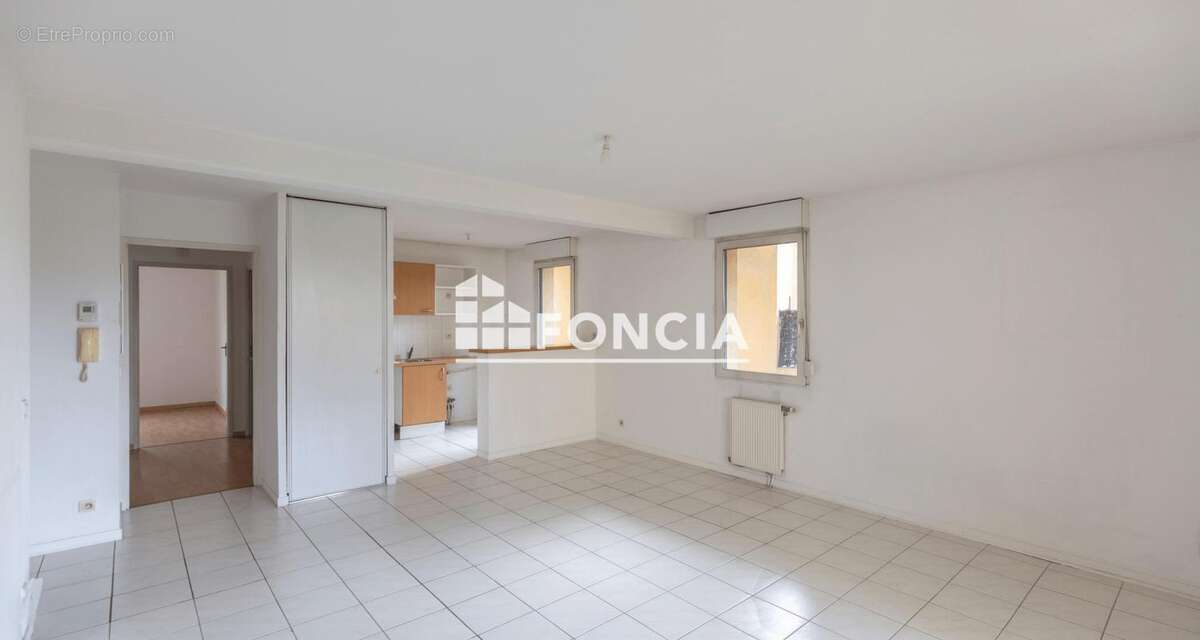 Bel appartement avec grande terrasse, piscine et double stationnement - photo 3
