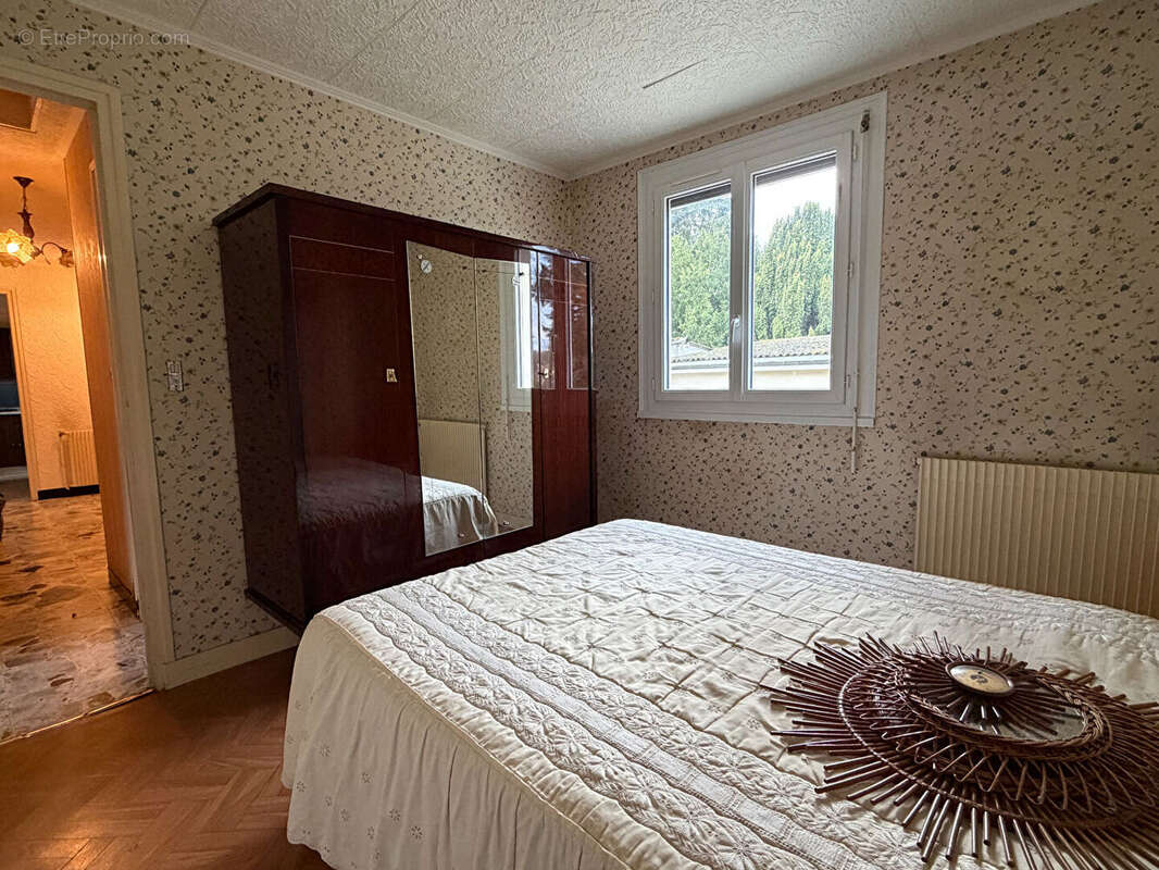 Maison de plain-pied à LA LONDE, - photo 8