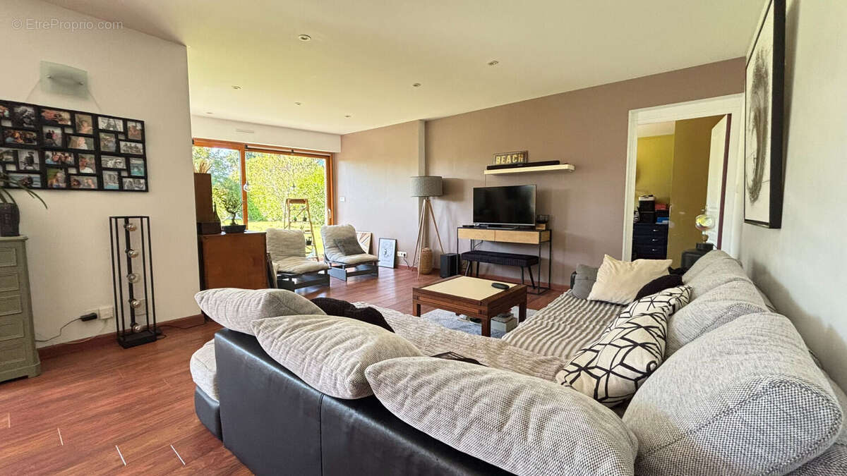 Maison à PLONEOUR-LANVERN