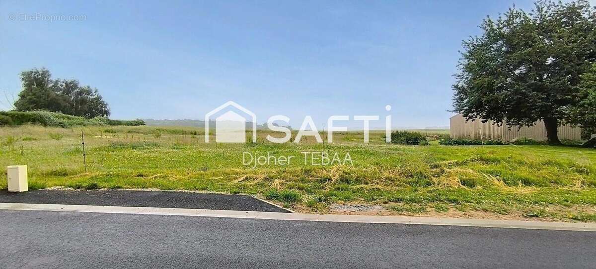 Photo 2 - Terrain à FONTAINE-LA-GUYON