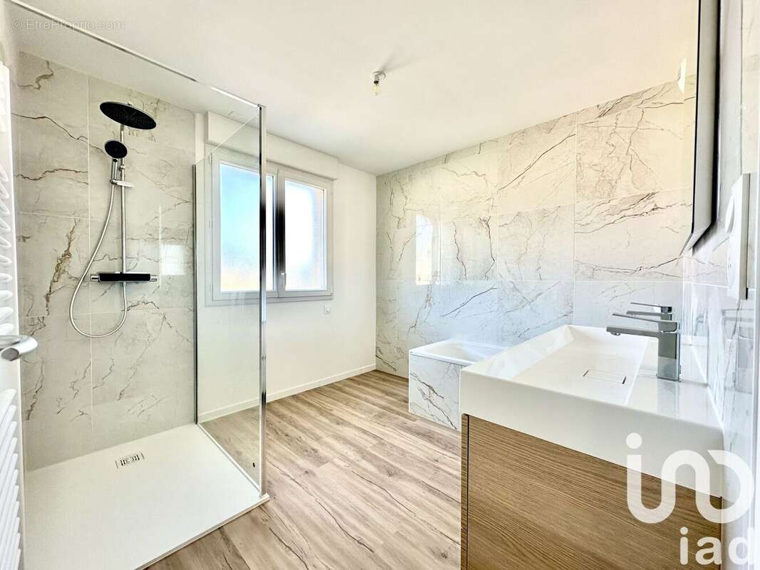 Photo 8 - Maison à PLONEOUR-LANVERN