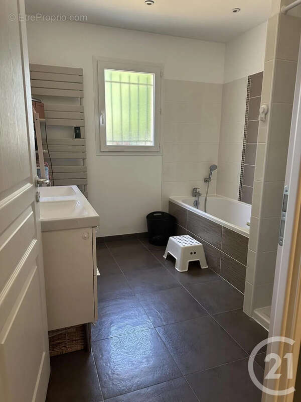 Maison 111 m² à Beaumont  - photo 13